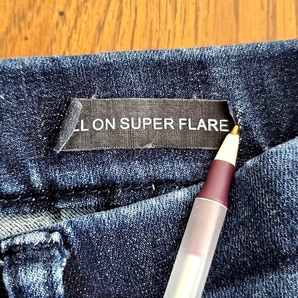 Judy Blue Womens Pull on Super Flare Jeans Size 7/28 Denim Raw Hem JB88136 - Picture 10 of 14